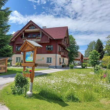 Willa Charming House In Pruggern, Mountain View Zewnętrze zdjęcie